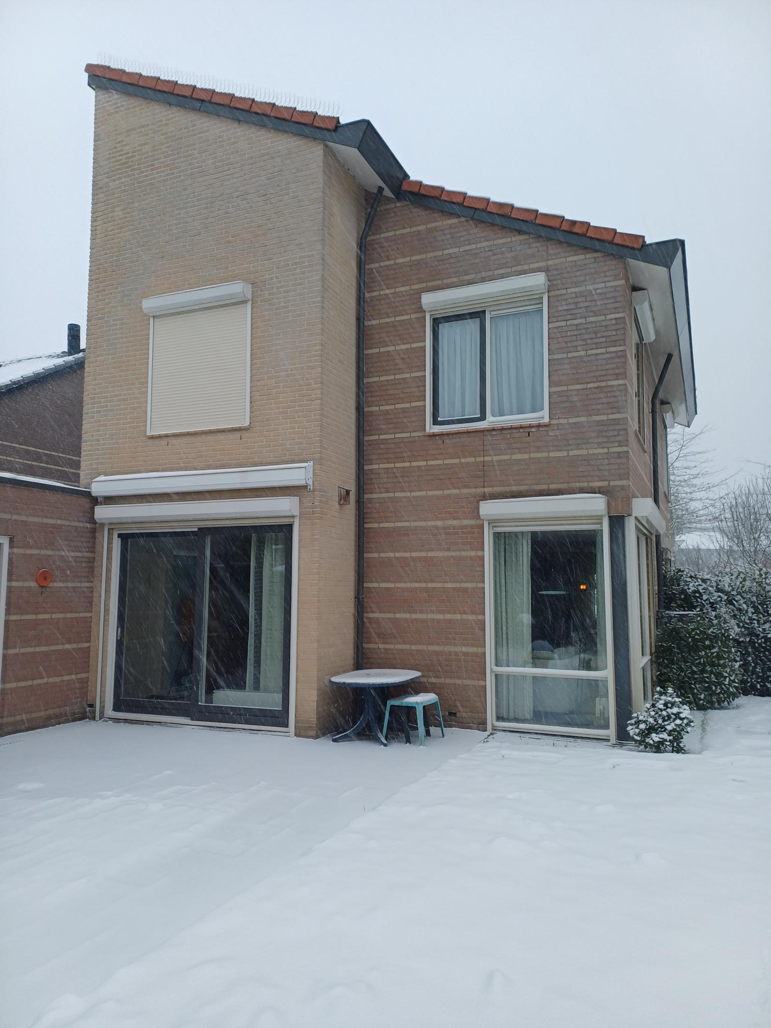 Voor renovatie wit en kwartsgrijs generfde kozijnen twello (4).jpg