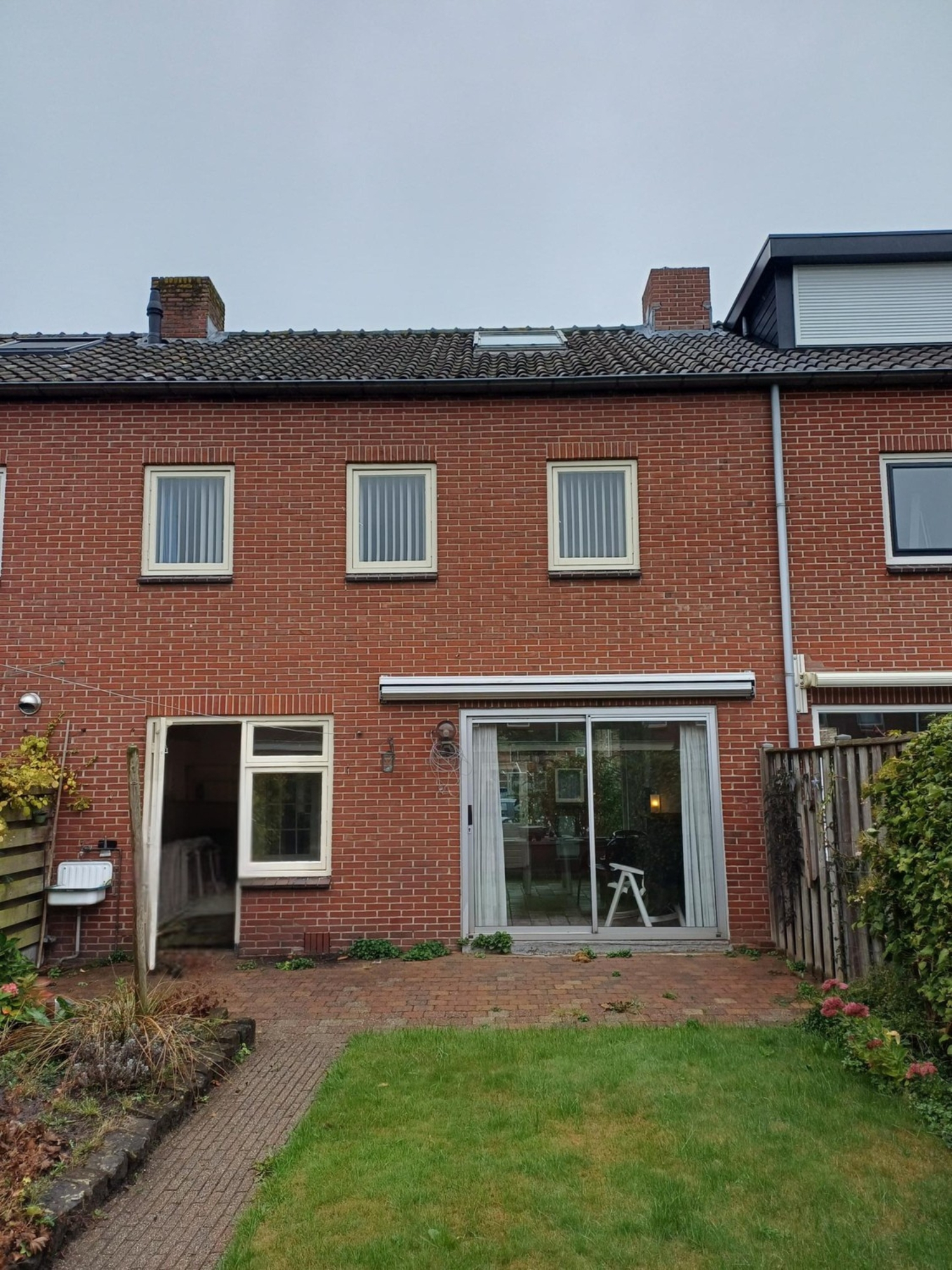 253804 Dalfsen achterzijde voor renovatie.jpg