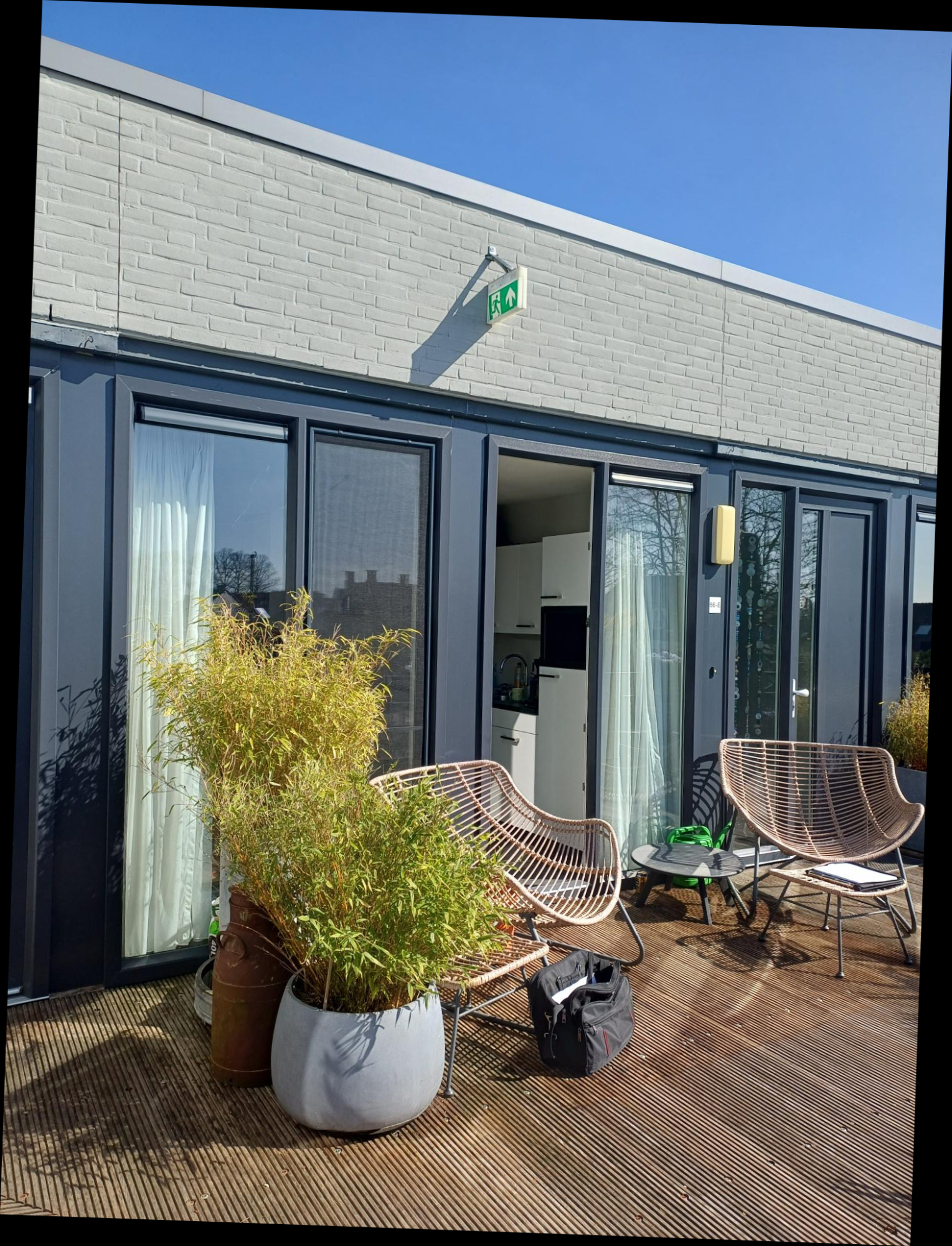 Voor renovatie met antraciet generfde kozijnen Doetinchem.jpg