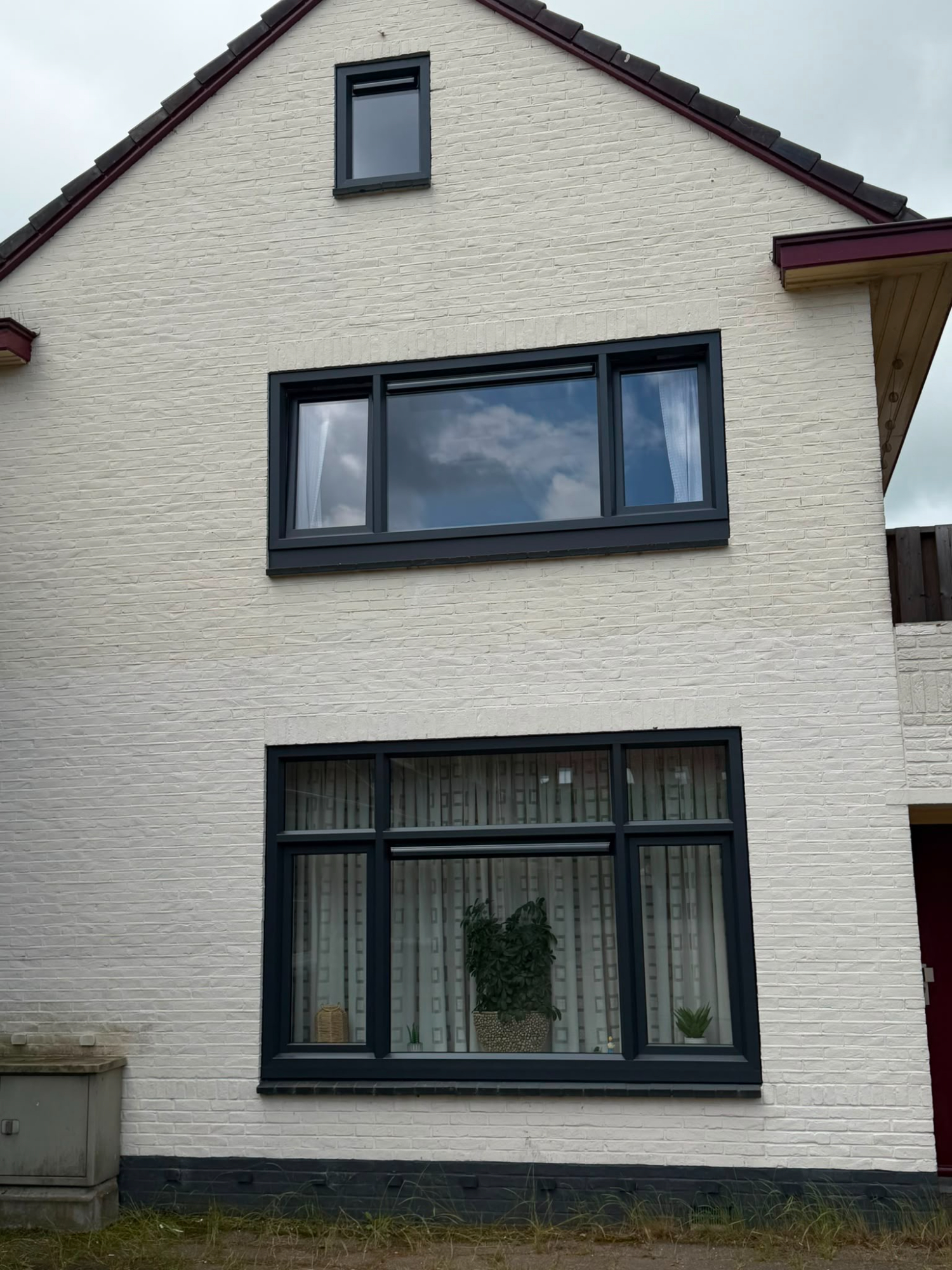 Renovatie 8 appartementen zijkant eindresultaat.jpeg